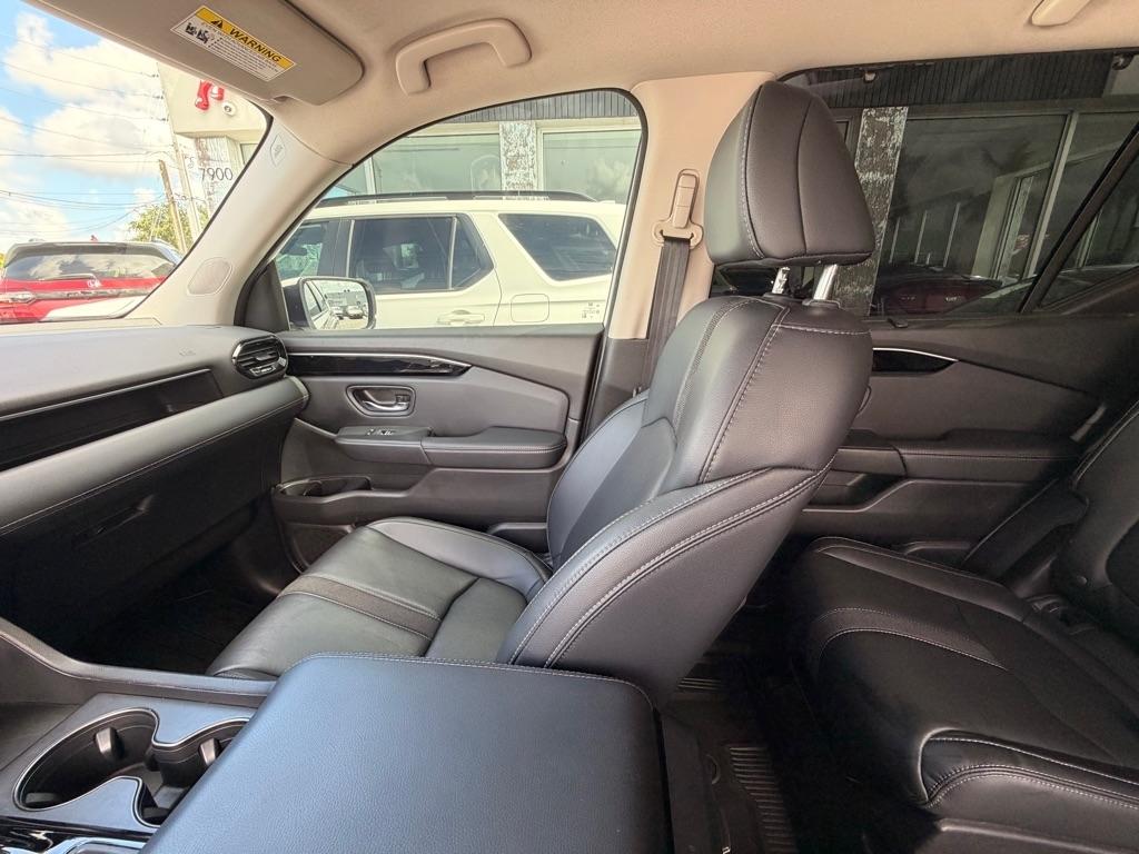 Honda Pilot EX-L 7 Passenger 2WD 2024