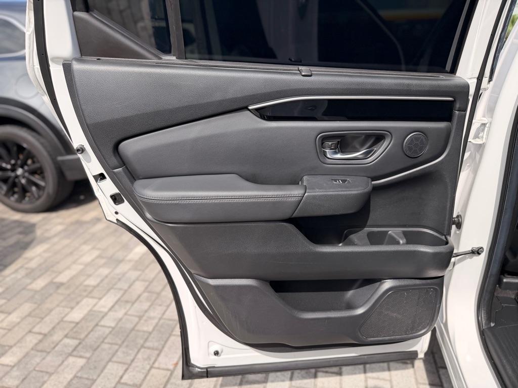 Honda Pilot EX-L 7 Passenger 2WD 2024