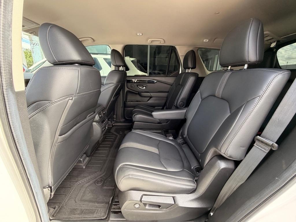 Honda Pilot EX-L 7 Passenger 2WD 2024