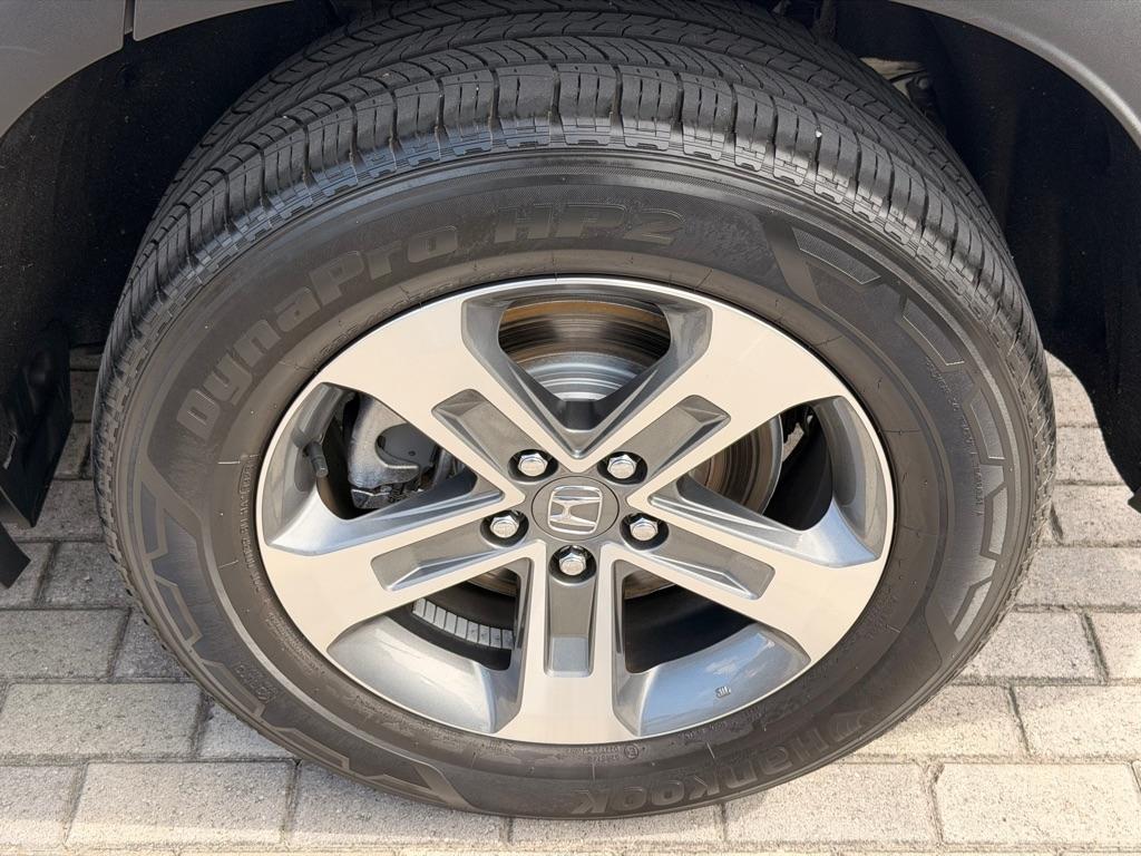 Honda Pilot EX-L 7 Passenger 2WD 2024