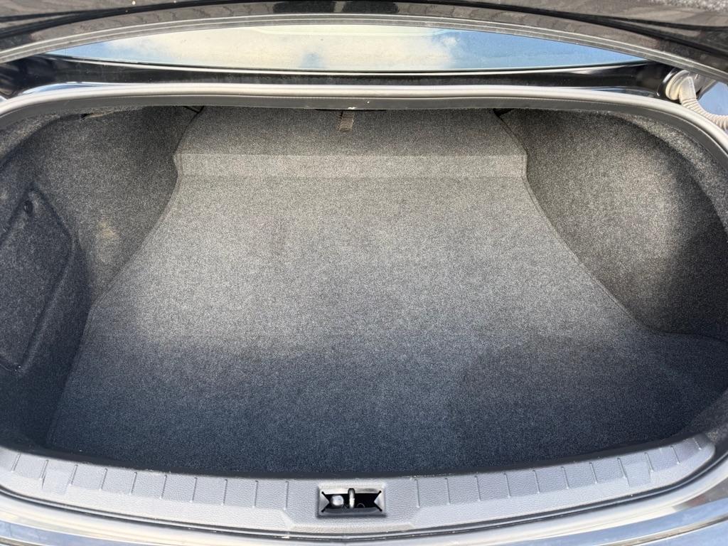 Infiniti Q60 LUXE RWD 2022