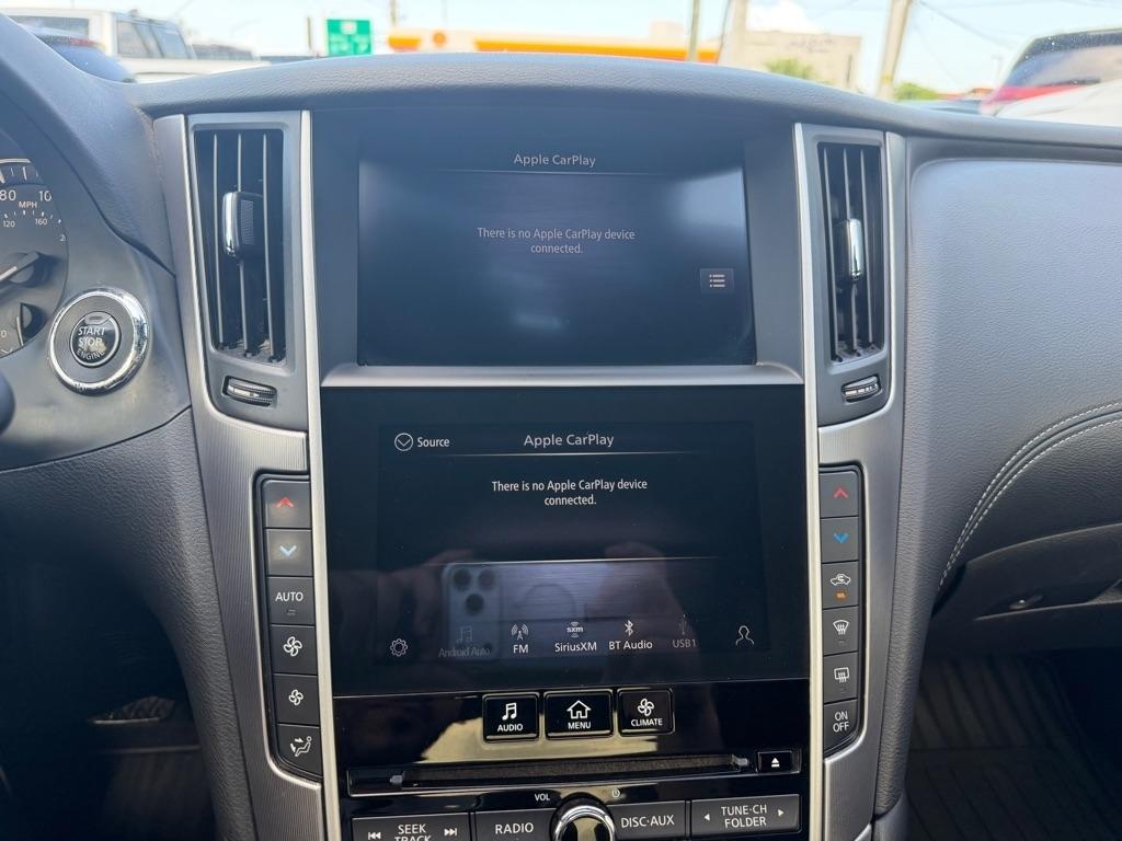 Infiniti Q60 LUXE RWD 2022