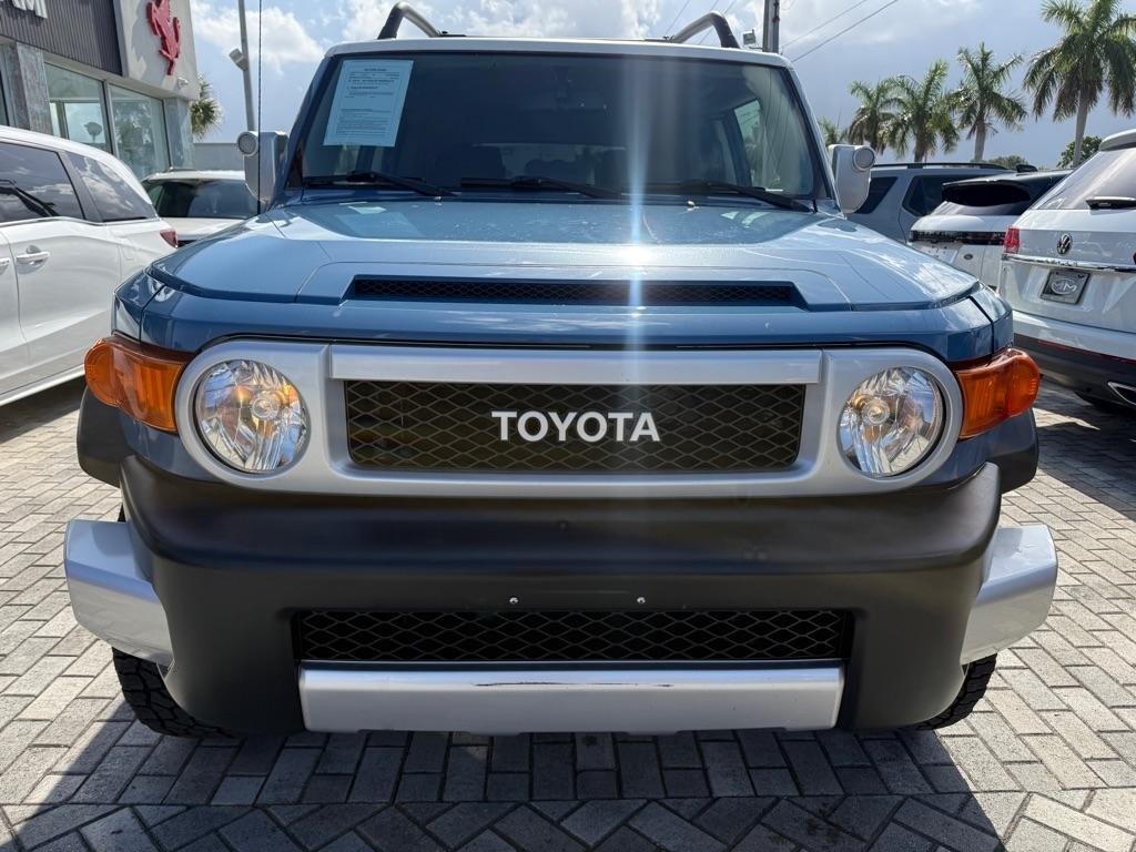 Toyota FJ Cruiser 4WD 4dr Man (Natl) 2012