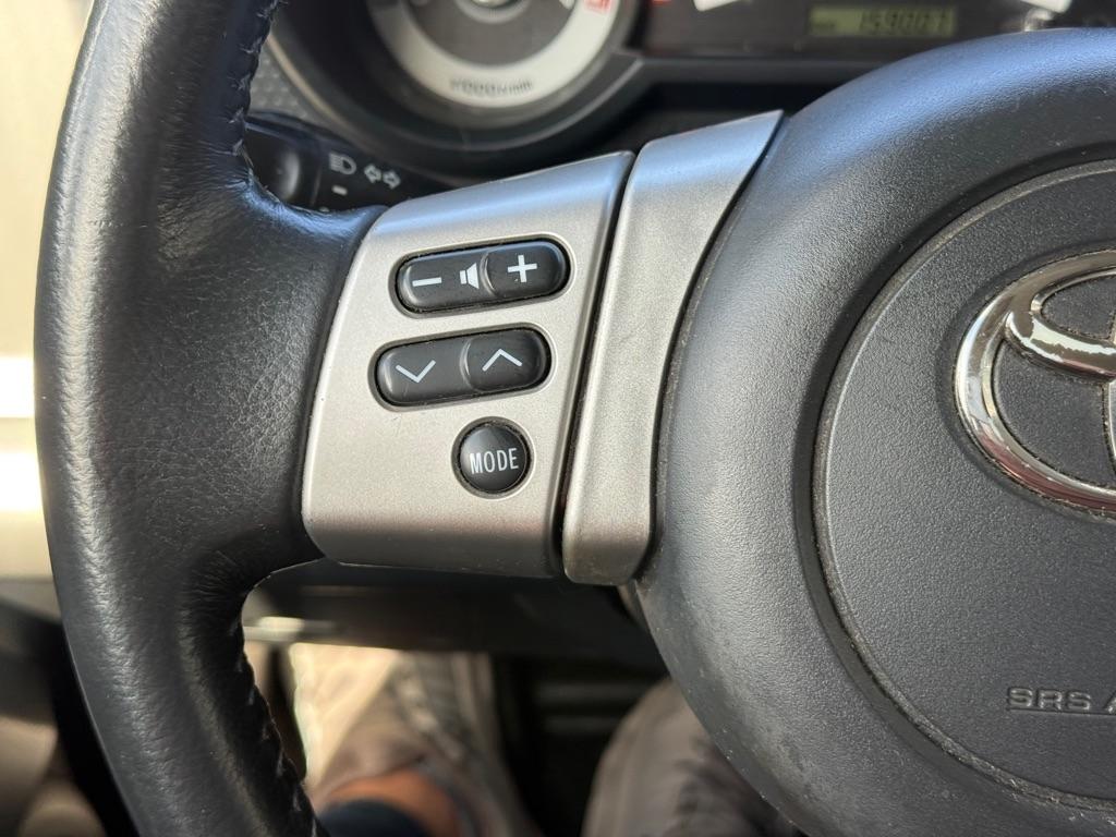 Toyota FJ Cruiser 4WD 4dr Man (Natl) 2012