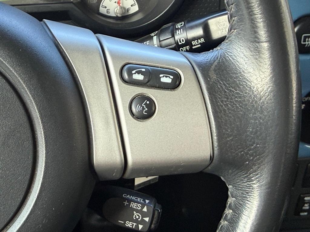 Toyota FJ Cruiser 4WD 4dr Man (Natl) 2012