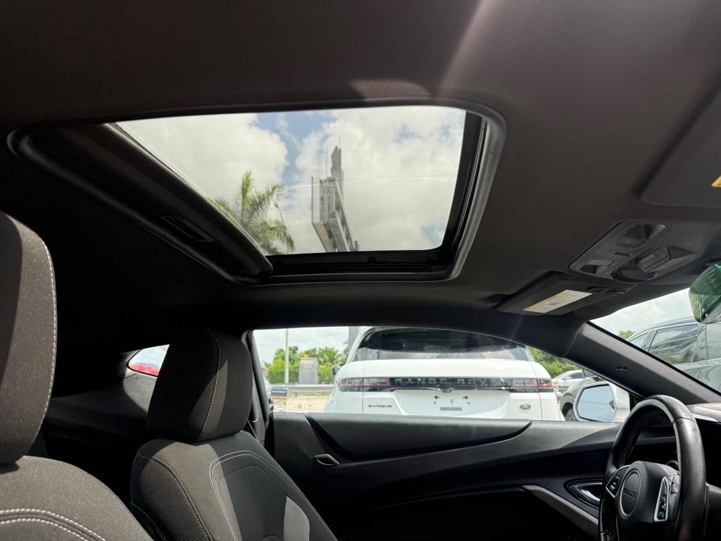 Chevrolet Camaro 2dr Cpe 1LT 2016