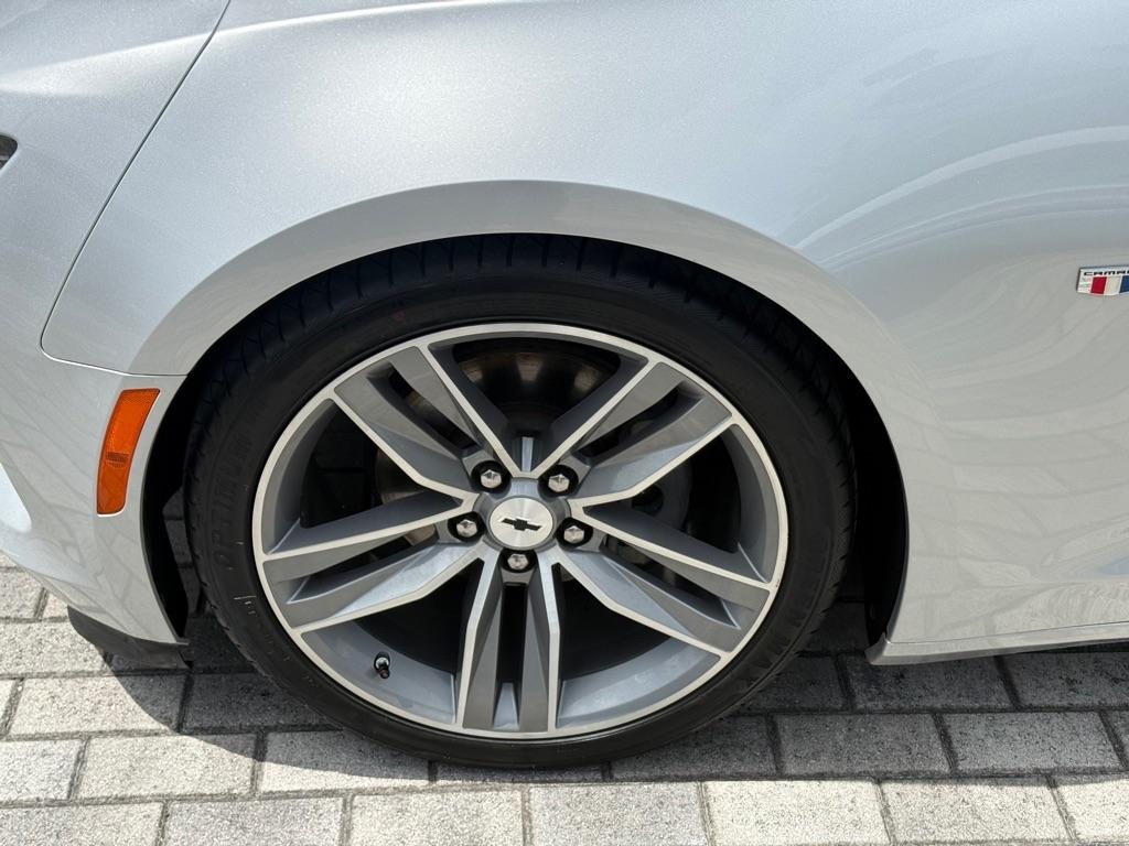 Chevrolet Camaro 2dr Cpe 1LT 2016
