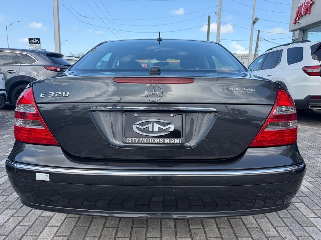 Mercedes-Benz E-Class 4dr Sdn 3.2L 2004