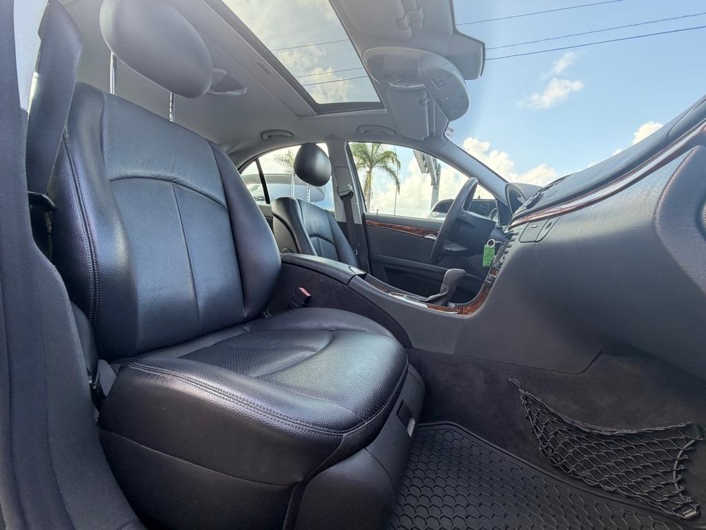 Mercedes-Benz E-Class 4dr Sdn 3.2L 2004