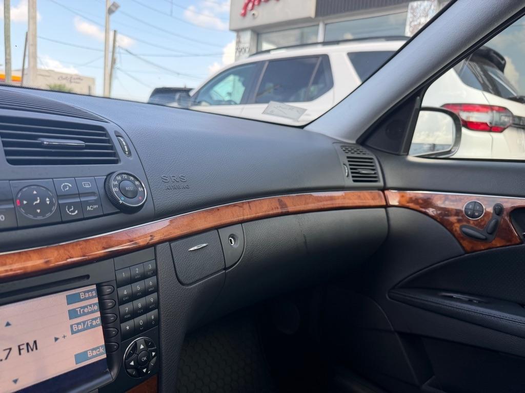 Mercedes-Benz E-Class 4dr Sdn 3.2L 2004