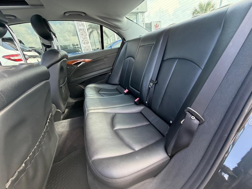 Mercedes-Benz E-Class 4dr Sdn 3.2L 2004