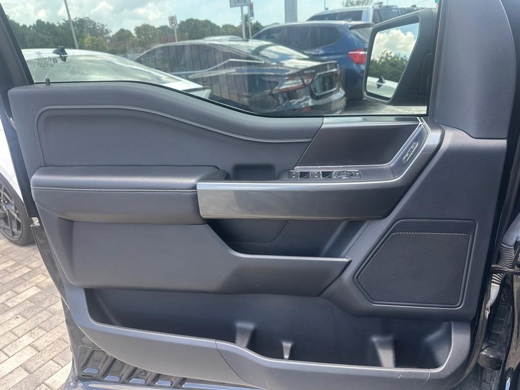 Ford F-150 XL 2WD SuperCrew 5.5' Box 2023