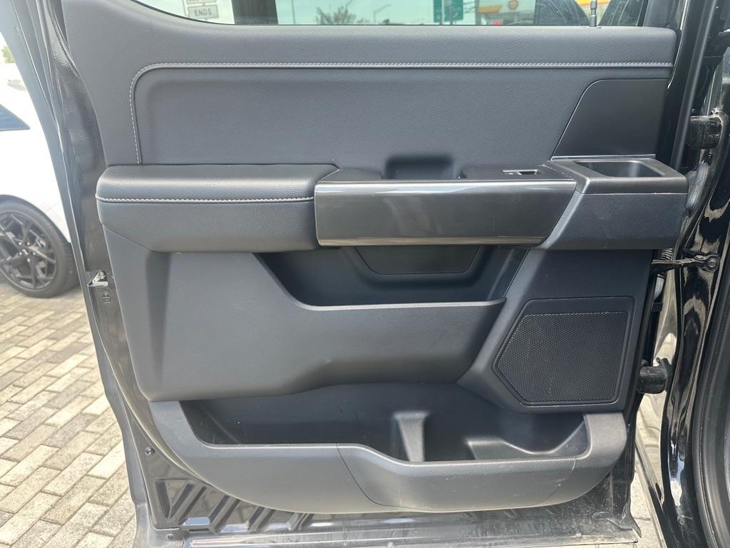 Ford F-150 XL 2WD SuperCrew 5.5' Box 2023