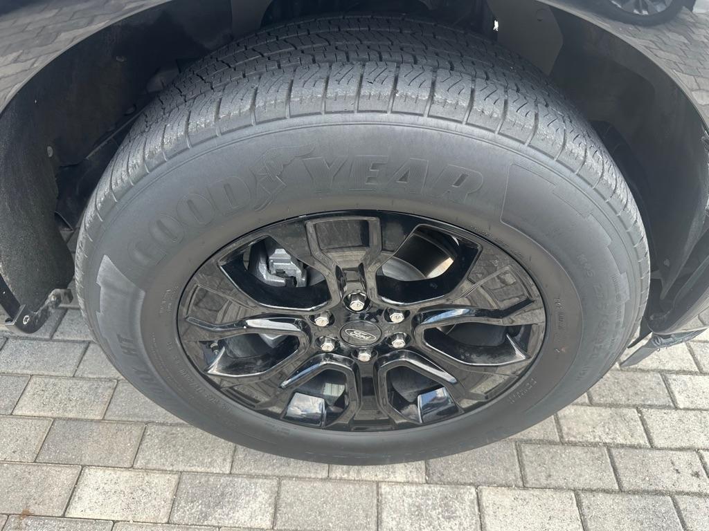 Ford F-150 XL 2WD SuperCrew 5.5' Box 2023