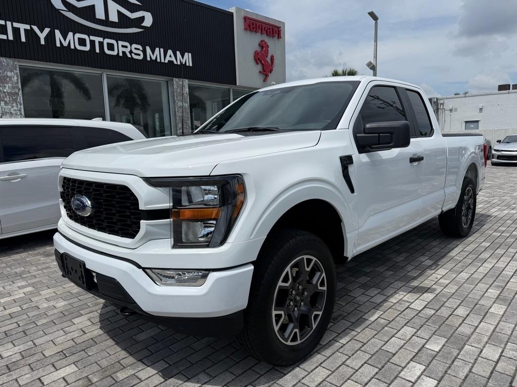 Ford F-150 XL 4WD SuperCab 6.5' Box 2023