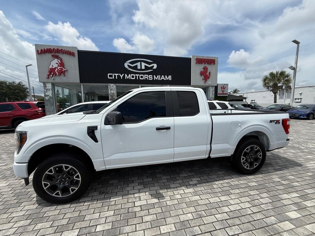 Ford F-150 XL 4WD SuperCab 6.5' Box 2023