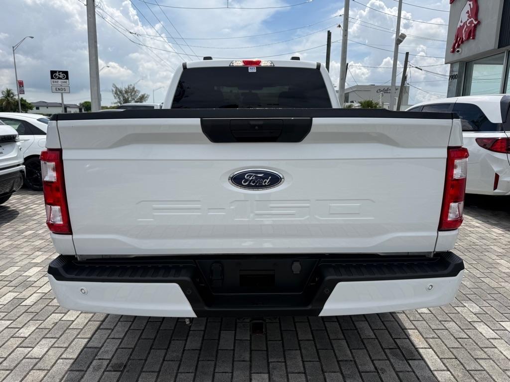Ford F-150 XL 4WD SuperCab 6.5' Box 2023
