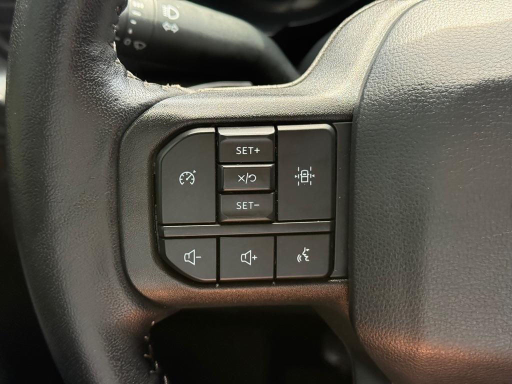 Ford F-150 XL 4WD SuperCab 6.5' Box 2023