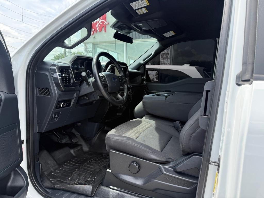 Ford F-150 XL 4WD SuperCab 6.5' Box 2023