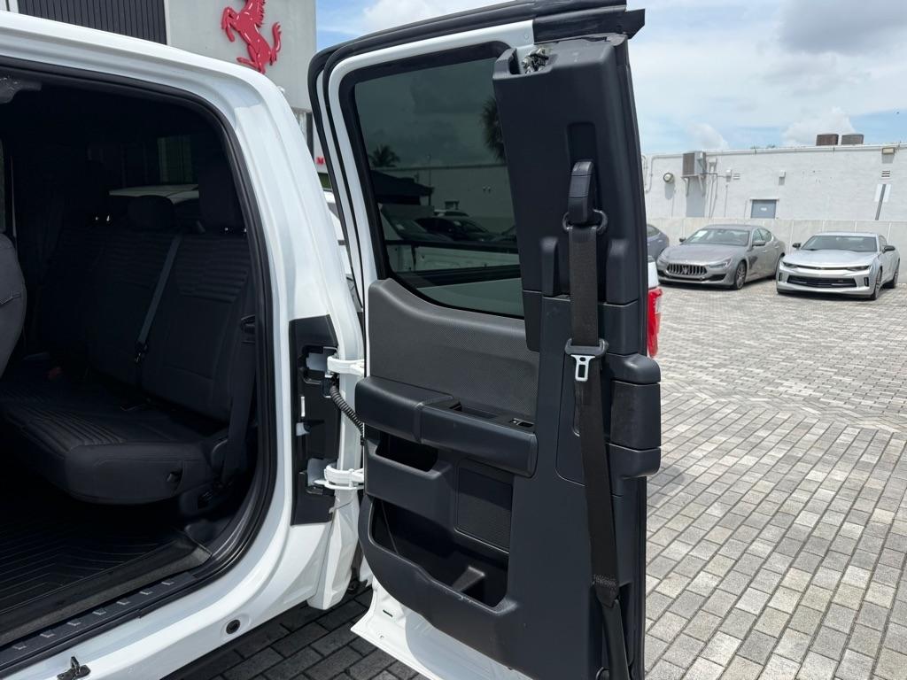 Ford F-150 XL 4WD SuperCab 6.5' Box 2023