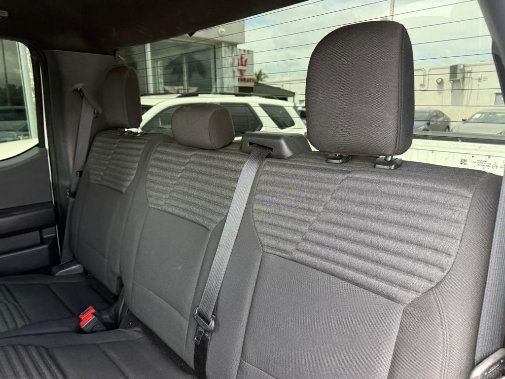 Ford F-150 XL 4WD SuperCab 6.5' Box 2023