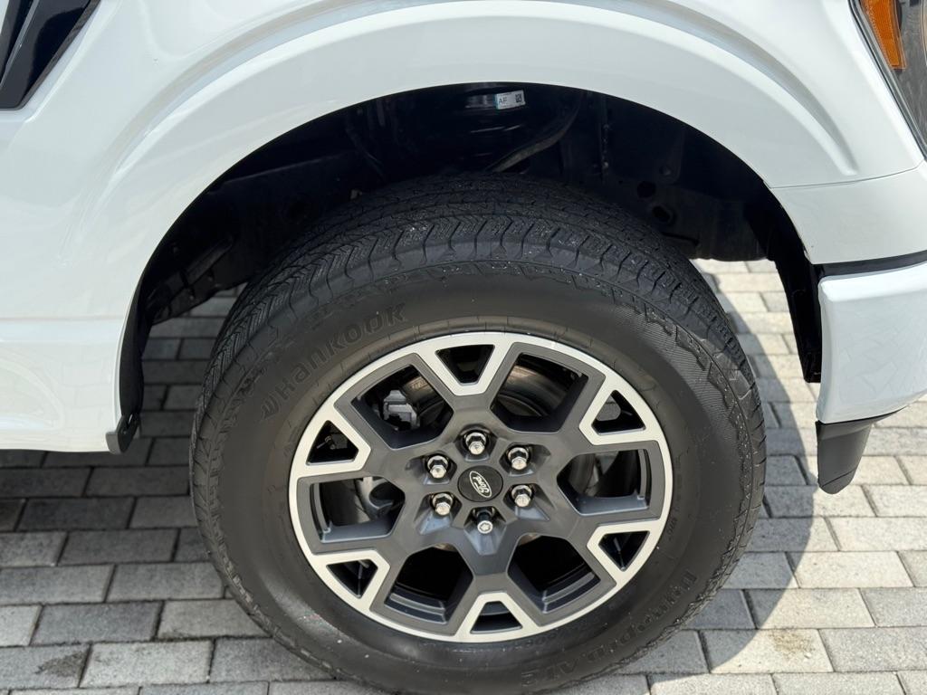Ford F-150 XL 4WD SuperCab 6.5' Box 2023