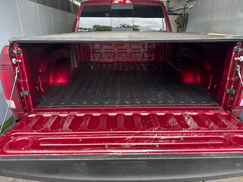RAM 1500 Classic Warlock 4x4 Quad Cab 6'4" Box 2020