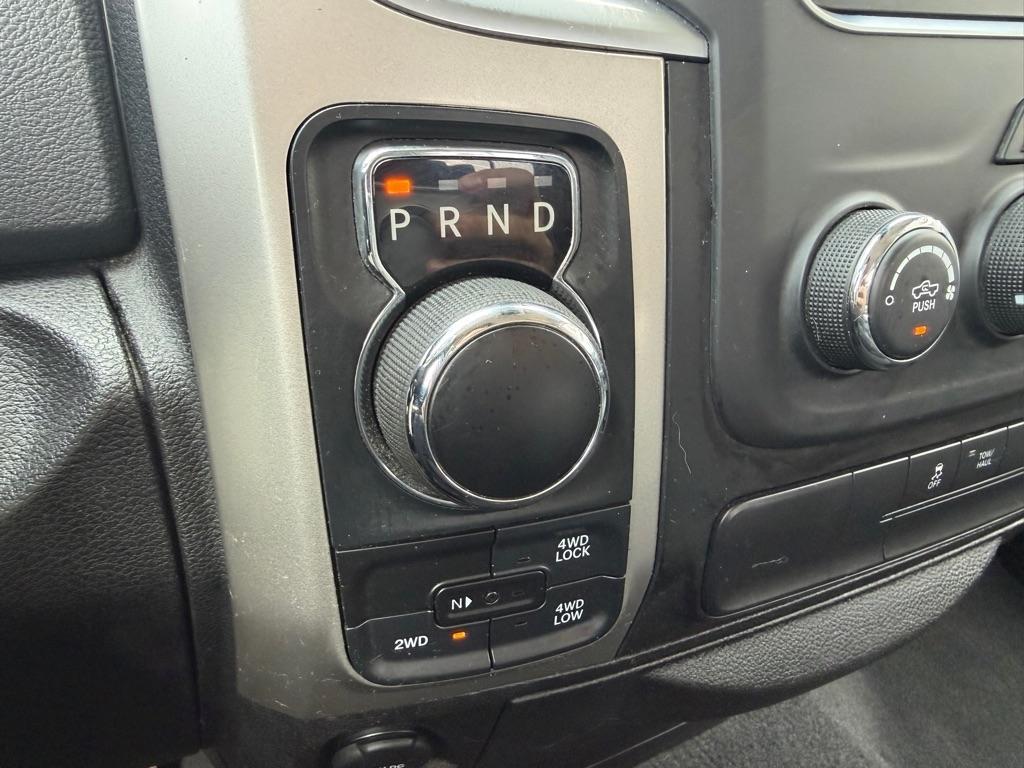 RAM 1500 Classic Warlock 4x4 Quad Cab 6'4" Box 2020