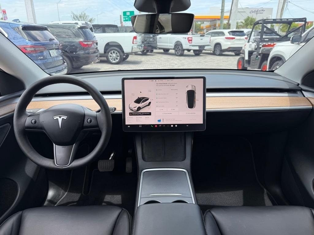 Tesla Model Y RWD *Ltd Avail* 2024