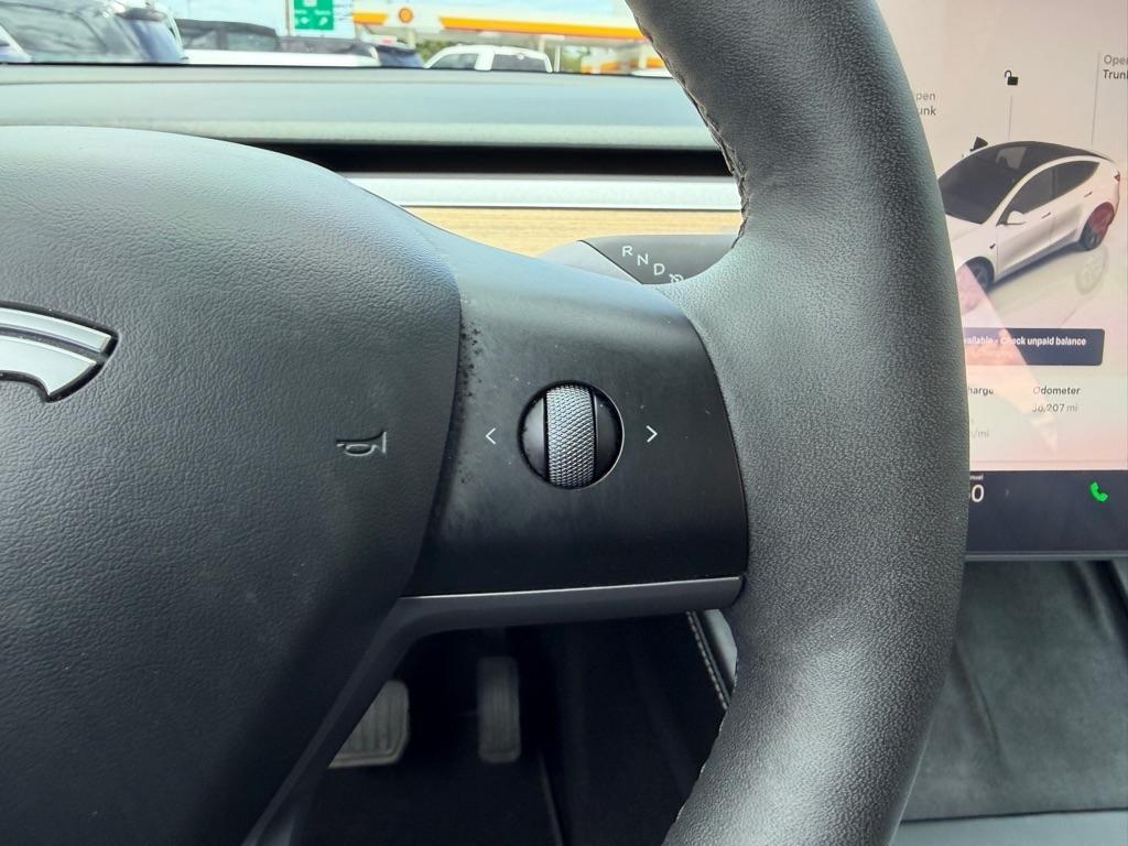 Tesla Model Y RWD *Ltd Avail* 2024