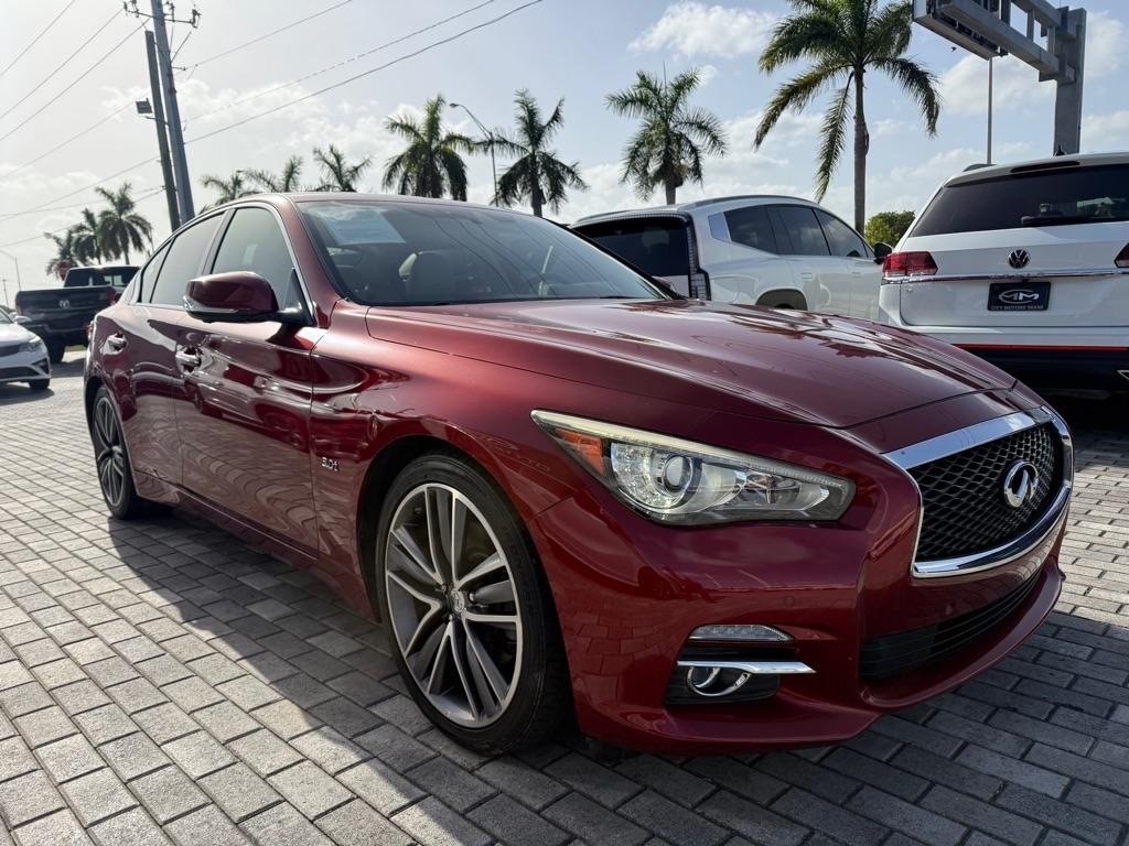 2016 Infiniti Q50 4dr Sdn 3.0t Premium RWD