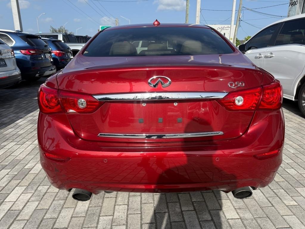 Infiniti Q50 4dr Sdn 3.0t Premium RWD 2016
