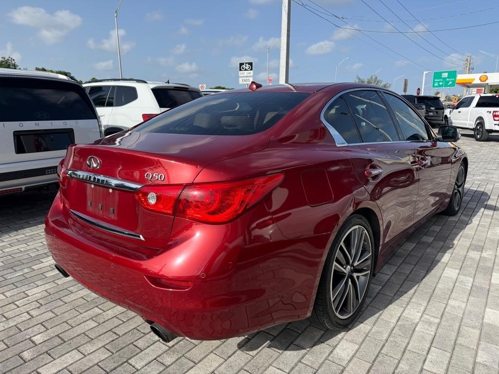 Infiniti Q50 4dr Sdn 3.0t Premium RWD 2016