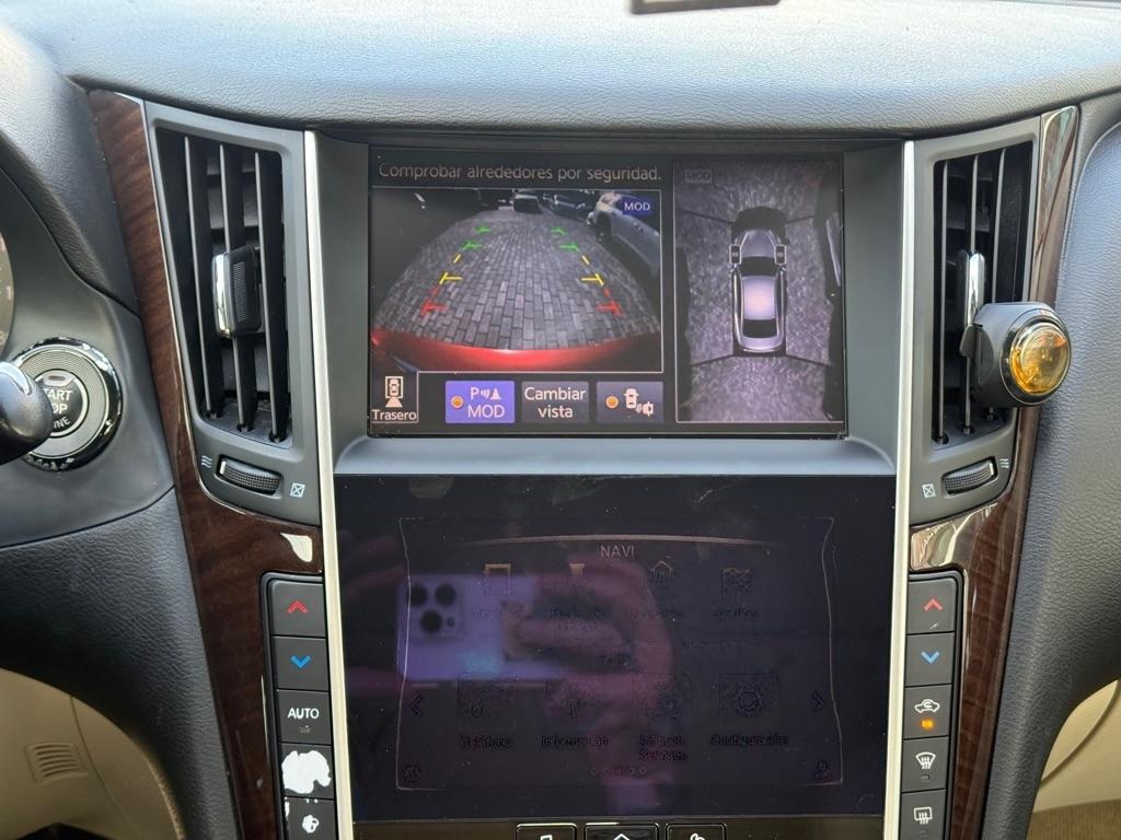 Infiniti Q50 4dr Sdn 3.0t Premium RWD 2016