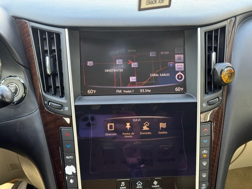 Infiniti Q50 4dr Sdn 3.0t Premium RWD 2016