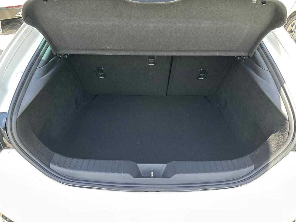Mazda Mazda3 Hatchback Premium Auto FWD 2021