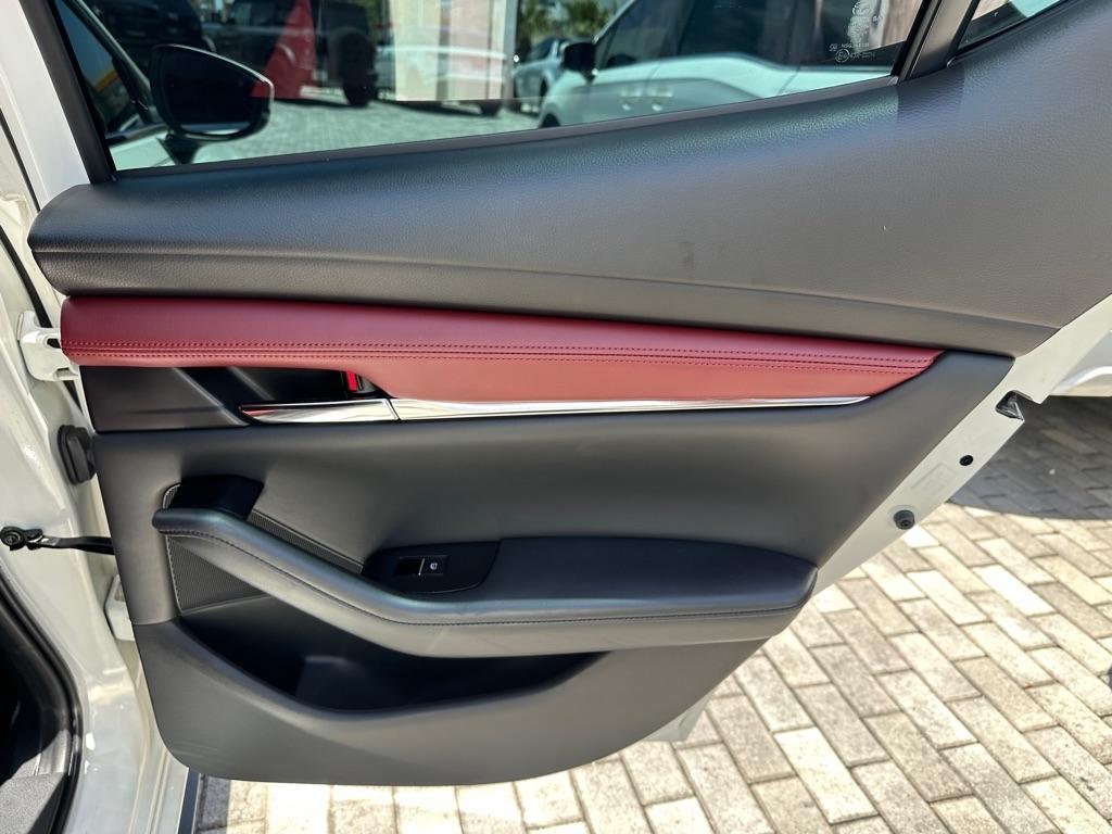 Mazda Mazda3 Hatchback Premium Auto FWD 2021
