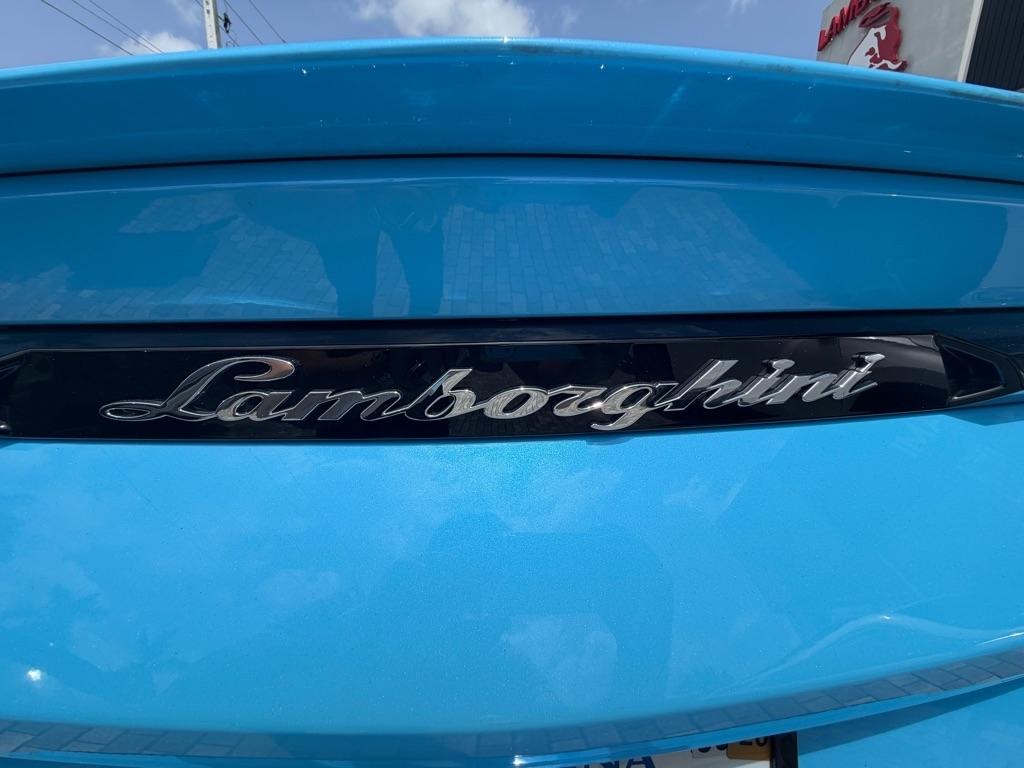 Lamborghini Urus AWD 2022