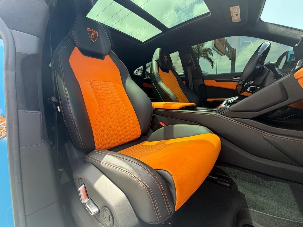 Lamborghini Urus AWD 2022