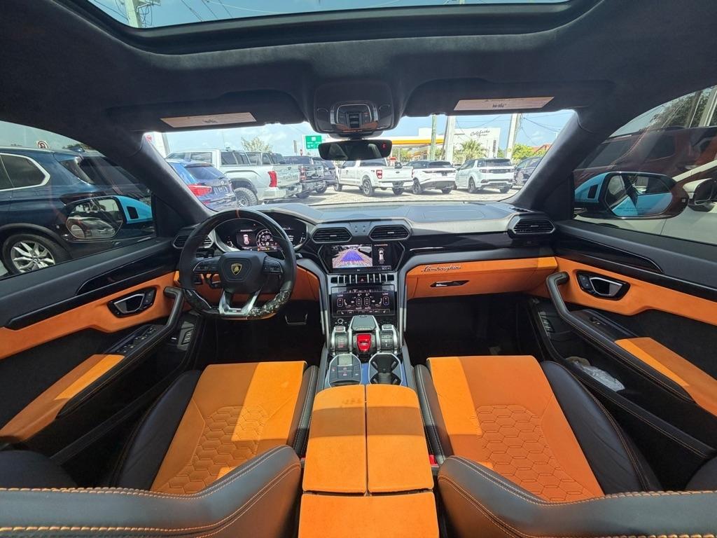 Lamborghini Urus AWD 2022