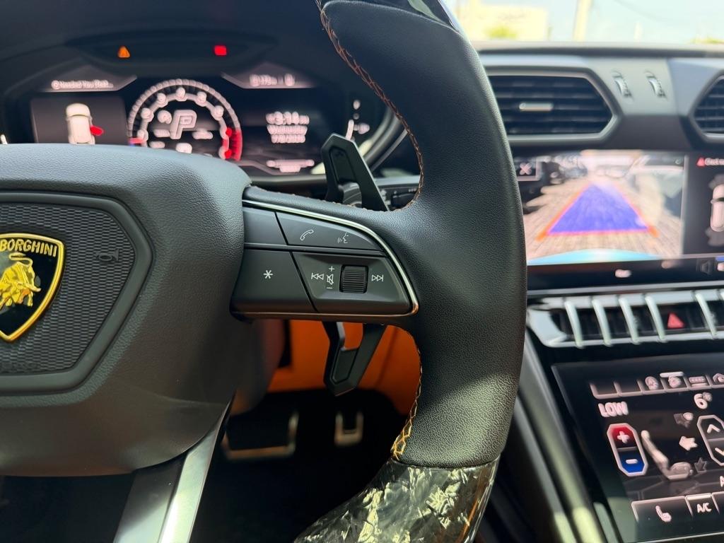 Lamborghini Urus AWD 2022
