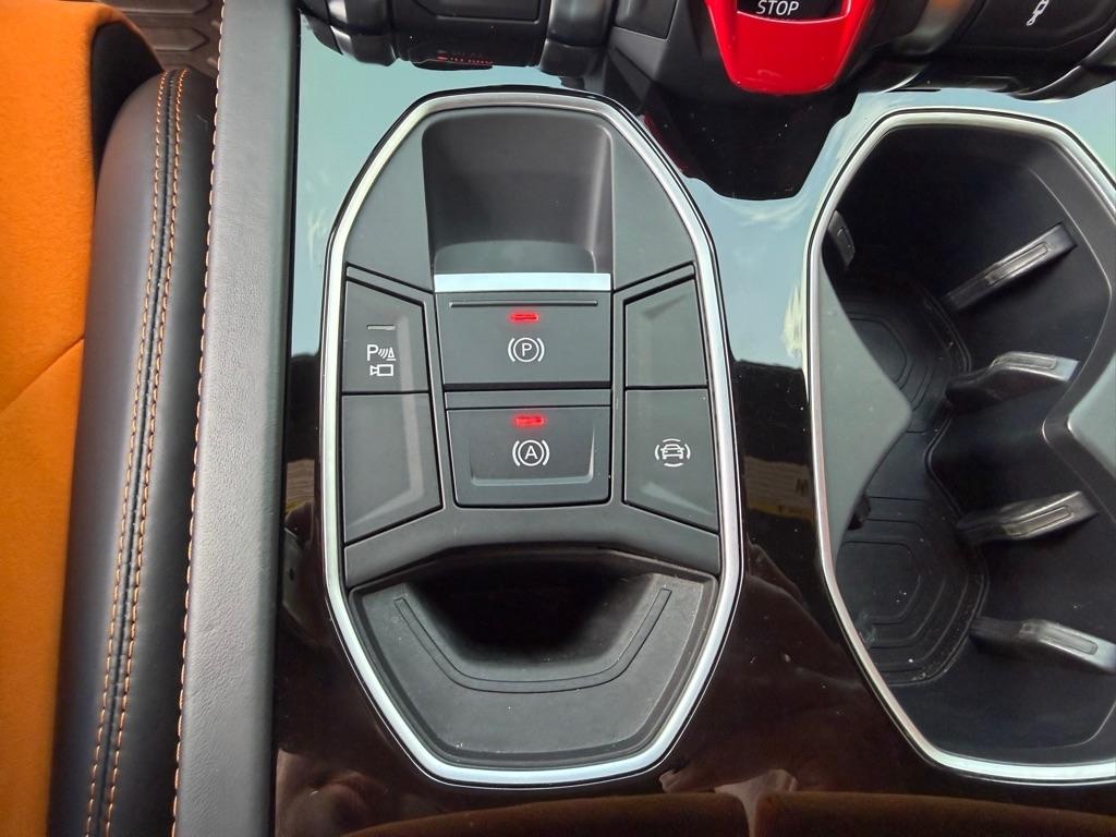 Lamborghini Urus AWD 2022