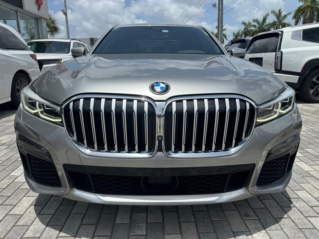 BMW 7 Series 740i Sedan 2021
