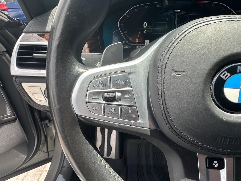 BMW 7 Series 740i Sedan 2021