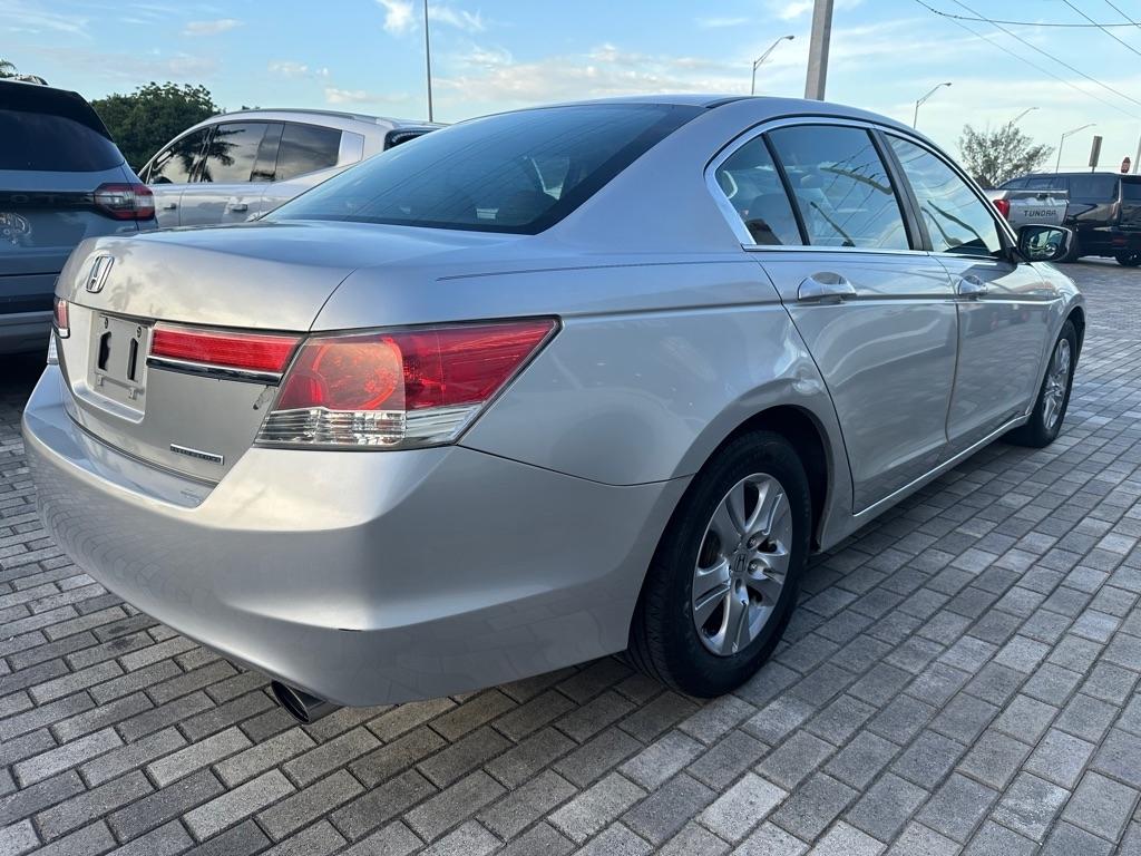 Honda Accord Sdn 4dr I4 Auto SE 2012