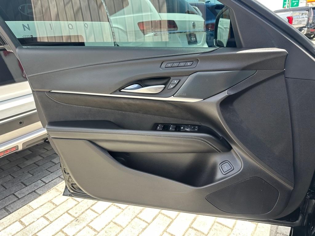 Cadillac CT4-V 4dr Sdn Blackwing 2023