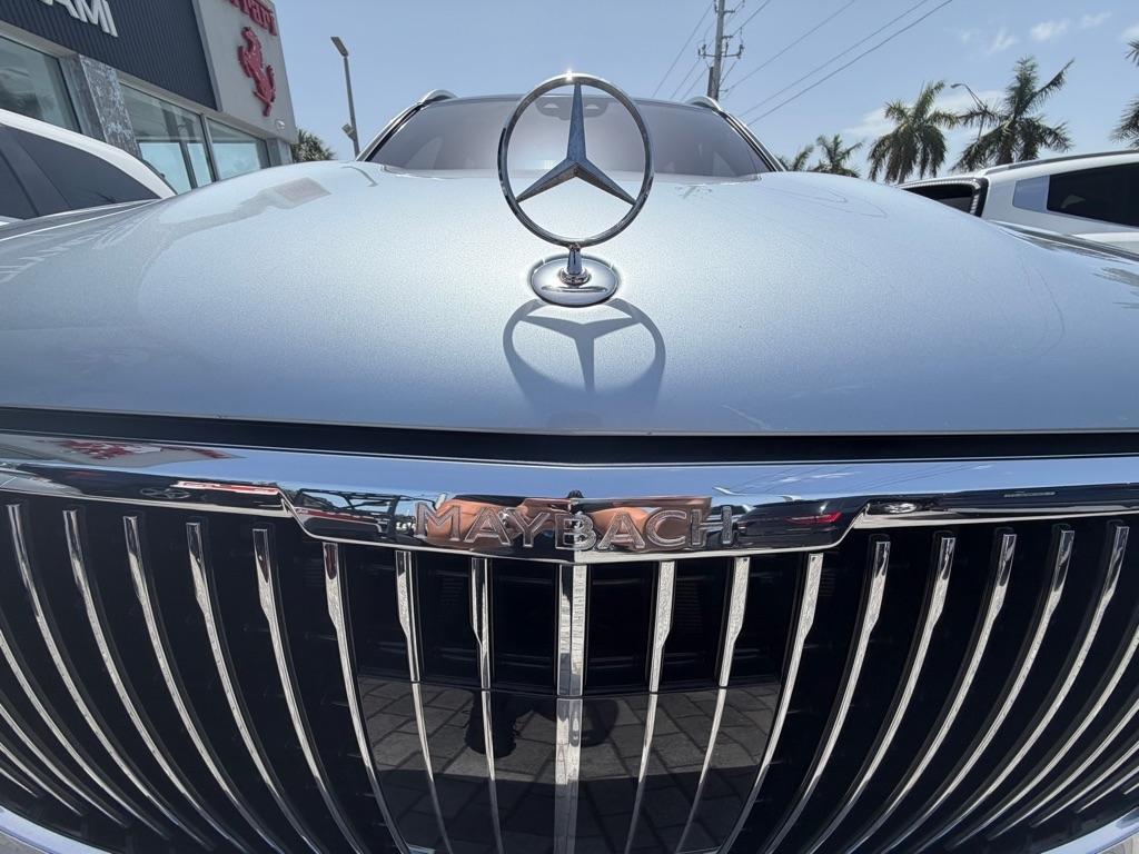 Mercedes-Benz GLS Maybach GLS 600 4MATIC SUV 2024