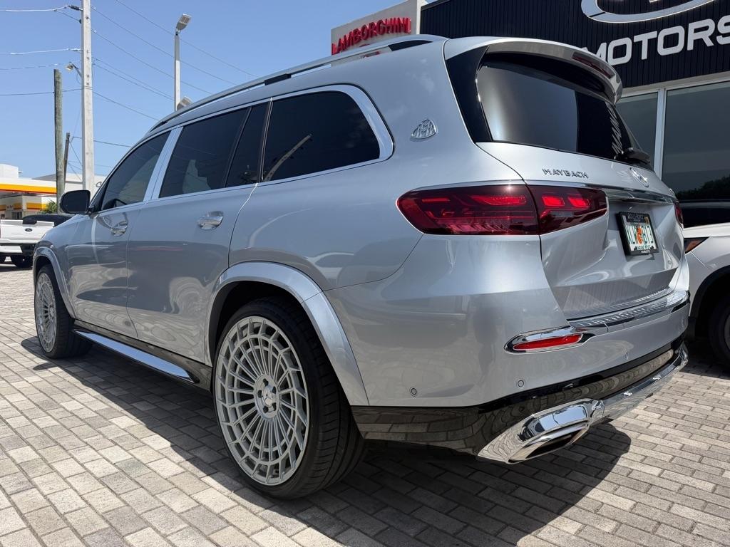 Mercedes-Benz GLS Maybach GLS 600 4MATIC SUV 2024