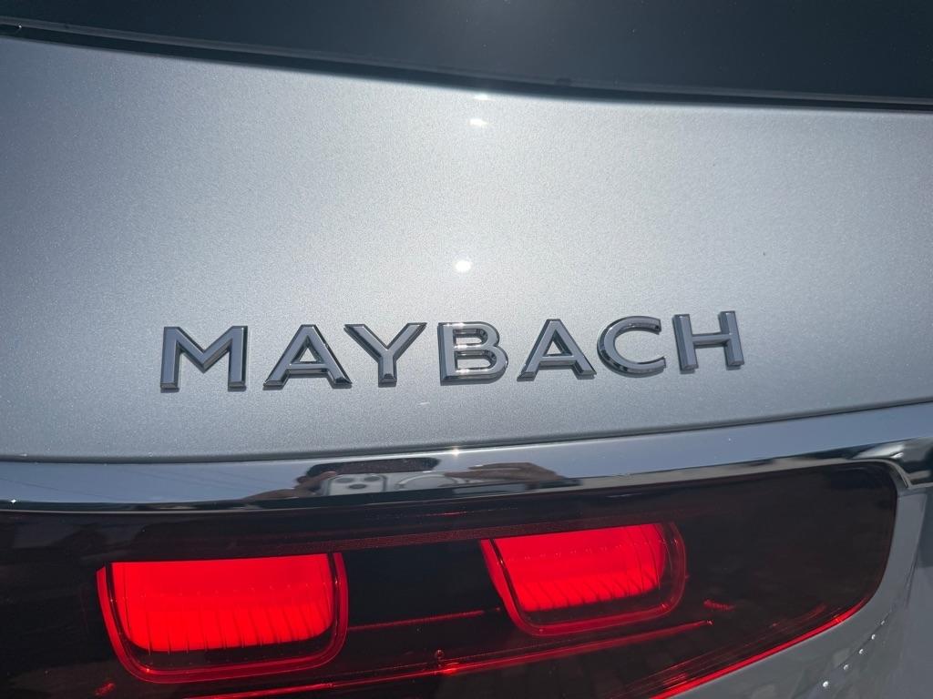 Mercedes-Benz GLS Maybach GLS 600 4MATIC SUV 2024