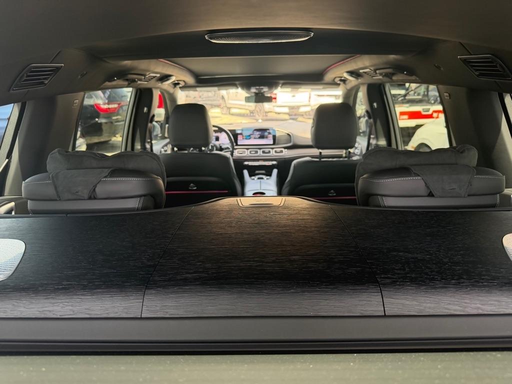 Mercedes-Benz GLS Maybach GLS 600 4MATIC SUV 2024